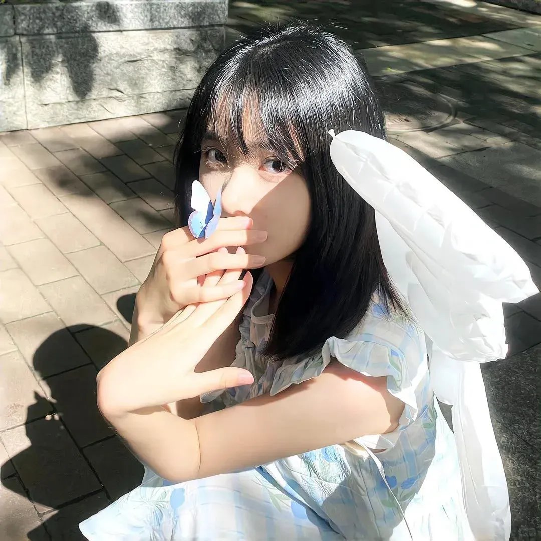 萍水相腐檐廊下